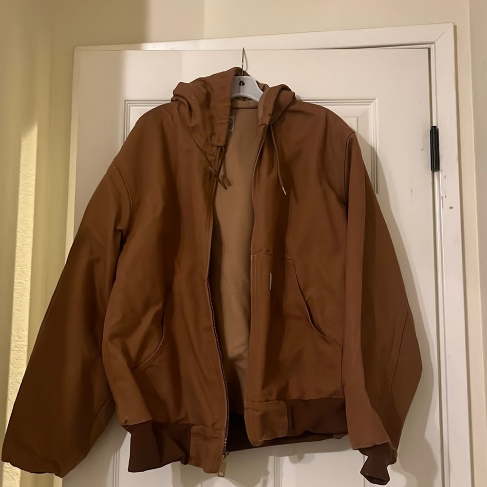 Men’s Carhartt Firm Active Jacket. Warm and Durable. Basically brand new!